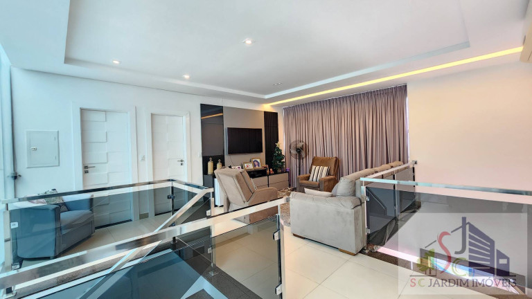 Imagem Casa com 5 Quartos à Venda, 234 m² em Flores - Manaus