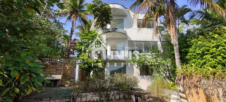 Casa de Condomínio com 4 Quartos à Venda, 700 m² em Toninhas - Ubatuba