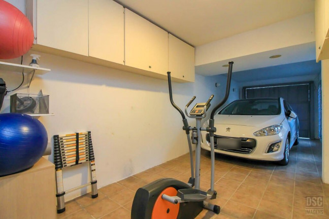 Imagem Casa com 4 Quartos à Venda, 321 m² em Vila Assunção - Porto Alegre Imagem Casa com 4 Quartos à Venda, 321 m² em Vila Assunção - Porto Alegre