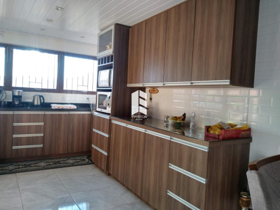 Imagem Casa com 2 Quartos à Venda, 210 m² em Camobi - Santa Maria