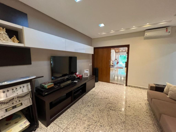 Imagem Sobrado com 4 Quartos à Venda, 473 m² em Loteamento Portal Do Sol I - Goiânia