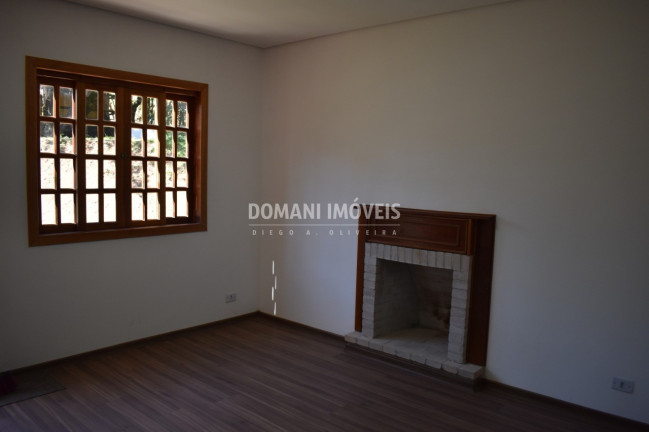 Imagem Casa com 4 Quartos à Venda, 149 m² em Região Do Parque Da água Santa - Campos Do Jordão