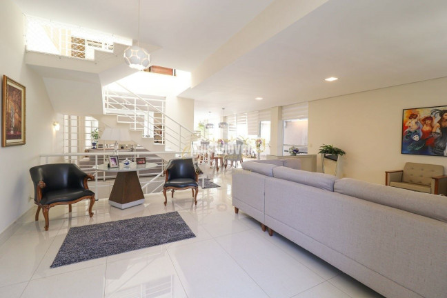 Imagem Casa com 4 Quartos à Venda, 437 m² em Vila Inah - São Paulo