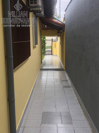 Imagem Casa com 3 Quartos à Venda, 150 m² em Florida - Praia Grande Imagem Casa com 3 Quartos à Venda, 150 m² em Florida - Praia Grande