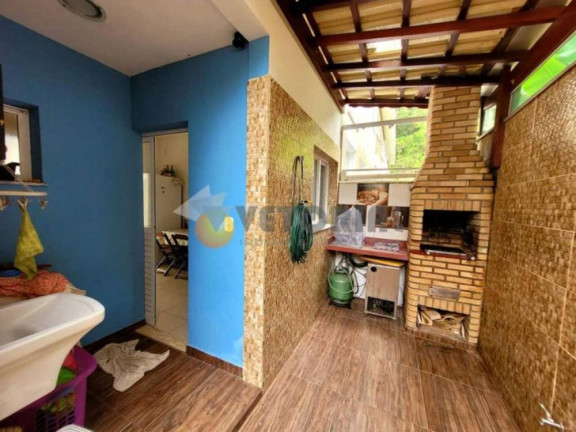 Imagem Sobrado com 2 Quartos à Venda, 90 m²