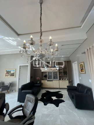 Imagem Casa com 3 Quartos à Venda, 270 m² em Industrial - Pato Branco