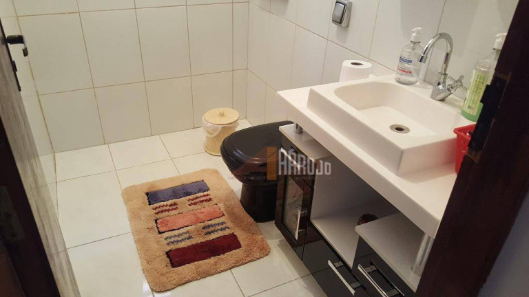 Imagem Sobrado com 4 Quartos à Venda, 250 m² em Vila Jacuí - São Paulo Imagem Sobrado com 4 Quartos à Venda, 250 m² em Vila Jacuí - São Paulo