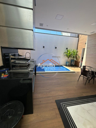 Imagem Casa com 3 Quartos à Venda, 145 m² em Jardim Veneza - Mogi Guaçu Imagem Casa com 3 Quartos à Venda, 145 m² em Jardim Veneza - Mogi Guaçu