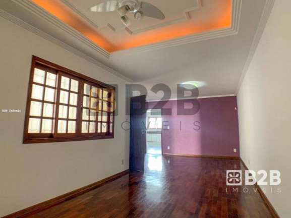 Imagem Casa com 3 Quartos à Venda, 300 m² em Jardim Estoril Iv - Bauru Imagem Casa com 3 Quartos à Venda, 300 m² em Jardim Estoril Iv - Bauru