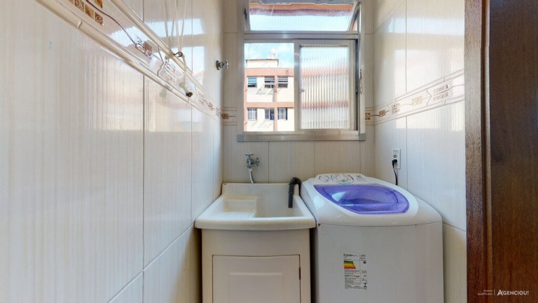Imagem Imóvel com 2 Quartos à Venda, 48 m² em Camaquã - Porto Alegre