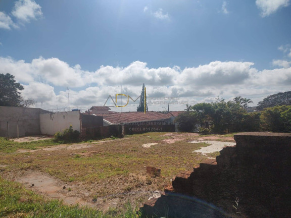 Imagem Terreno à Venda, 1.000 m² em Botucatu