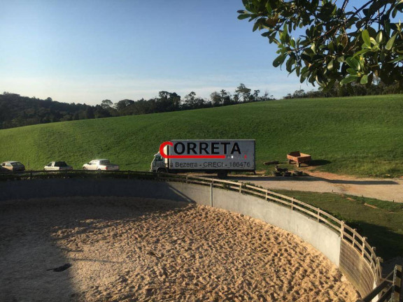 Imagem Chácara com 10 Quartos à Venda, 3 m² em Ibiúna