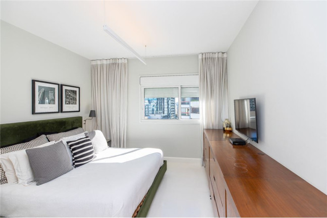 Imagem Apartamento com 2 Quartos à Venda, 117 m² em Itaim Bibi - São Paulo