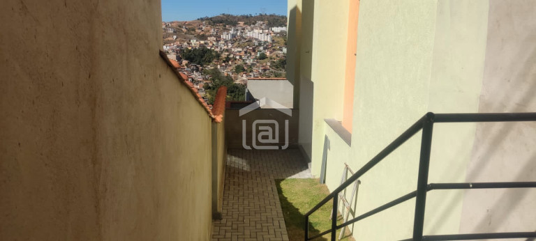 Imagem Imóvel com 3 Quartos à Venda, 66 m² em Jardim Vitória V - Poços De Caldas