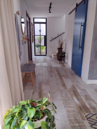 Imagem Casa com 3 Quartos à Venda, 210 m² em Indianópolis - São Paulo Imagem Casa com 3 Quartos à Venda, 210 m² em Indianópolis - São Paulo