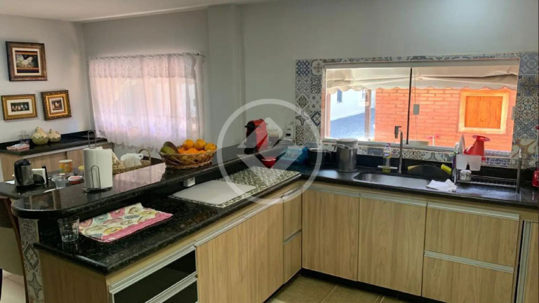Imagem Casa com 3 Quartos à Venda, 247 m² em Setor Coimbra - Goiânia Imagem Casa com 3 Quartos à Venda, 247 m² em Setor Coimbra - Goiânia