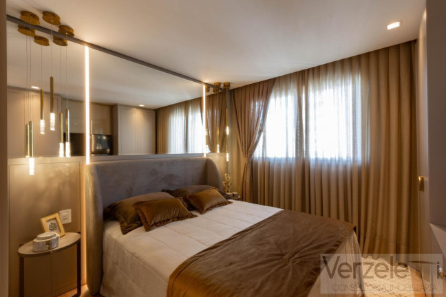 Imagem Apartamento com 4 Quartos à Venda, 131 m² em Centro - Balneário Camboriú Imagem Apartamento com 4 Quartos à Venda, 131 m² em Centro - Balneário Camboriú