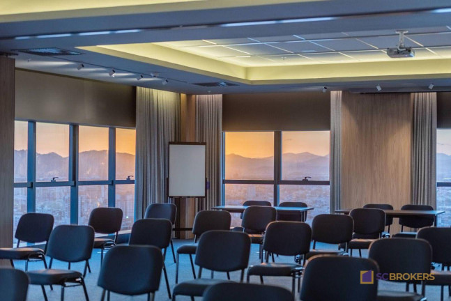 Imagem Sala Comercial à Venda, 92 m² em Centro - Itajaí Imagem Sala Comercial à Venda, 92 m² em Centro - Itajaí