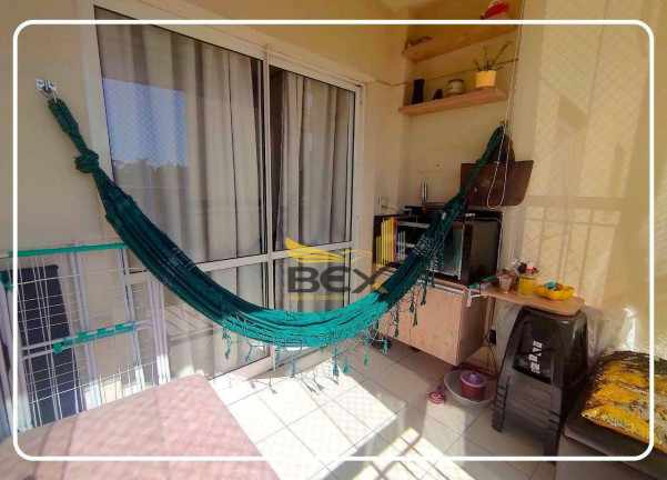 Imagem Apartamento com 3 Quartos à Venda, 87 m² em Jardim Tupanci - Barueri