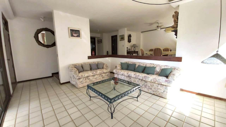 Imagem Casa de Condomínio com 4 Quartos à Venda, 650 m² em Estrada Do Côco - Lauro De Freitas