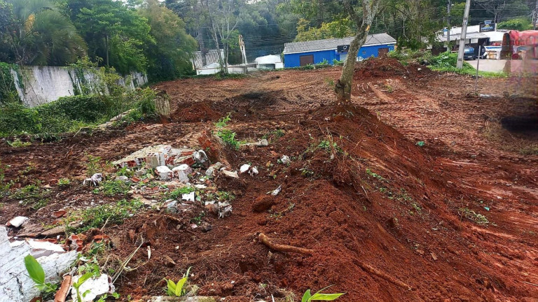Imagem Terreno à Venda, 120 m² em Pilarzinho - Curitiba Imagem Terreno à Venda, 120 m² em Pilarzinho - Curitiba