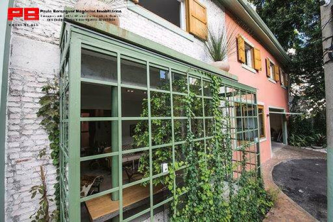 Imagem Sobrado com 4 Quartos à Venda, 300 m² em Vila Olímpia - São Paulo Imagem Sobrado com 4 Quartos à Venda, 300 m² em Vila Olímpia - São Paulo
