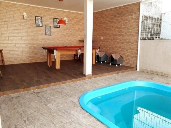 Imagem Casa com 4 Quartos à Venda, 166 m² em Capoeiras - Florianópolis
