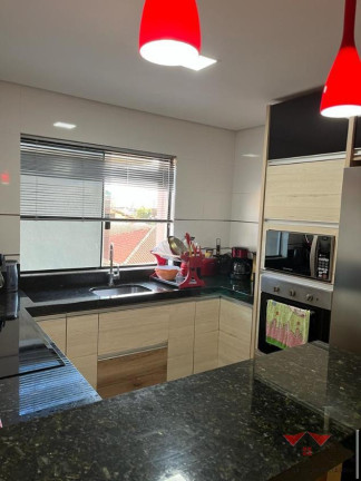 Imagem Sobrado com 3 Quartos à Venda, 353 m² em Costa E Silva - Joinville