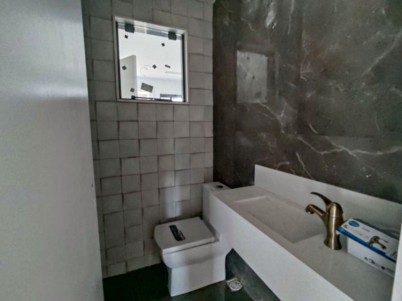 Imagem Casa com 5 Quartos à Venda, 450 m² em Golfe - Teresópolis Imagem Casa com 5 Quartos à Venda, 450 m² em Golfe - Teresópolis