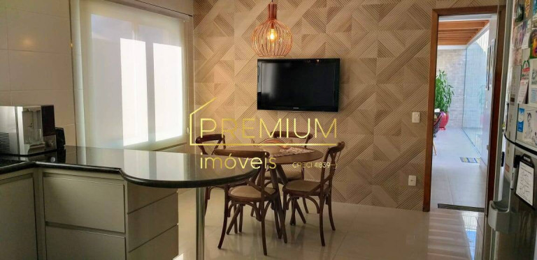 Imagem Casa com 3 Quartos à Venda, 300 m² em Engordadouro - Jundiaí Imagem Casa com 3 Quartos à Venda, 300 m² em Engordadouro - Jundiaí