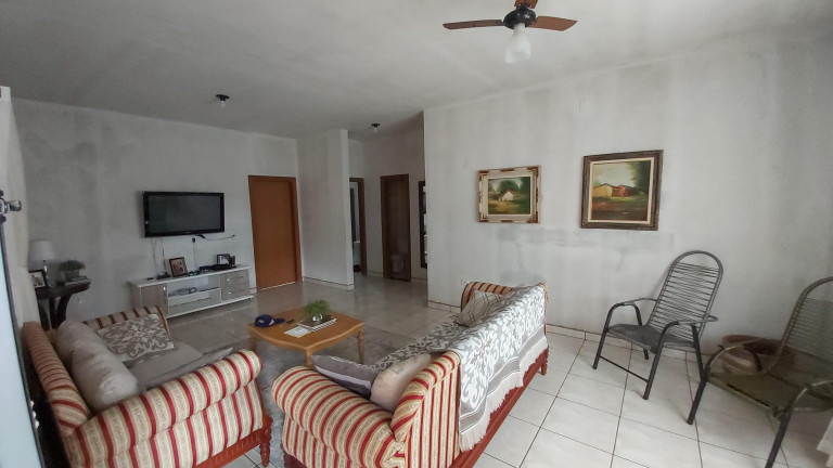 Imagem Casa com 3 Quartos à Venda, 224 m² em Jardim Tijuca - Campo Grande Imagem Casa com 3 Quartos à Venda, 224 m² em Jardim Tijuca - Campo Grande