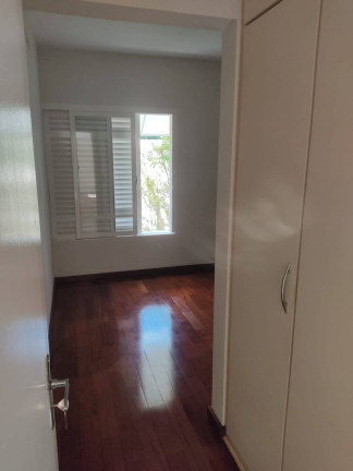 Imagem Casa com 4 Quartos à Venda, 400 m² em Recanto Do Bosque - São João Da Boa Vista Imagem Casa com 4 Quartos à Venda, 400 m² em Recanto Do Bosque - São João Da Boa Vista