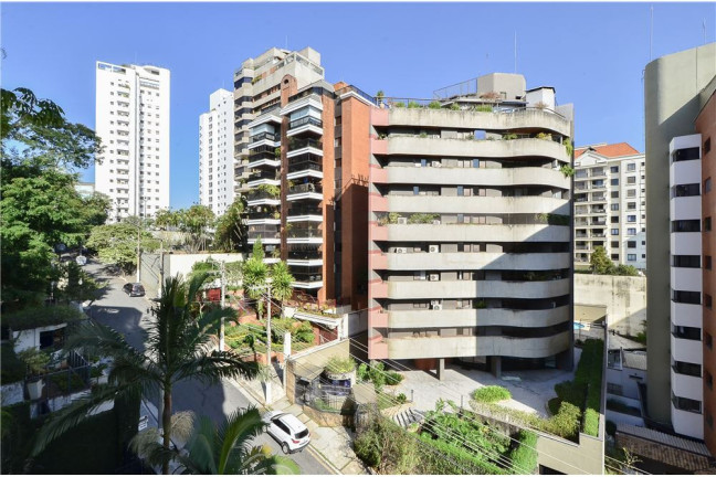 Imagem Imóvel com 3 Quartos à Venda, em Morumbi - São Paulo Imagem Imóvel com 3 Quartos à Venda, em Morumbi - São Paulo