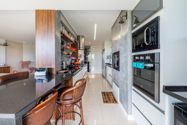 Imagem Apartamento com 3 Quartos à Venda, 150 m² em Cristal - Porto Alegre Imagem Apartamento com 3 Quartos à Venda, 150 m² em Cristal - Porto Alegre