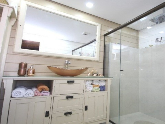Imagem Imóvel com 3 Quartos à Venda, 250 m² em Paragem Verdes Campos - Gravataí Imagem Imóvel com 3 Quartos à Venda, 250 m² em Paragem Verdes Campos - Gravataí