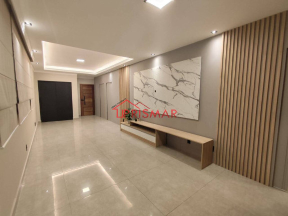Imagem Cobertura com 3 Quartos à Venda, 191 m² em Pompeia - Santos