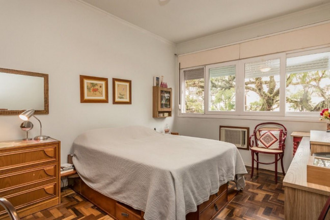 Imagem Imóvel com 2 Quartos à Venda, 60 m² em São João - Porto Alegre