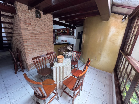 Imagem Sobrado com 5 Quartos à Venda, 360 m² em Martim De Sa - Caraguatatuba