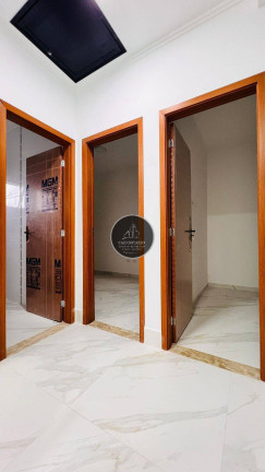 Imagem Sobrado com 2 Quartos à Venda,  em Jardim Samoa - Mongaguá