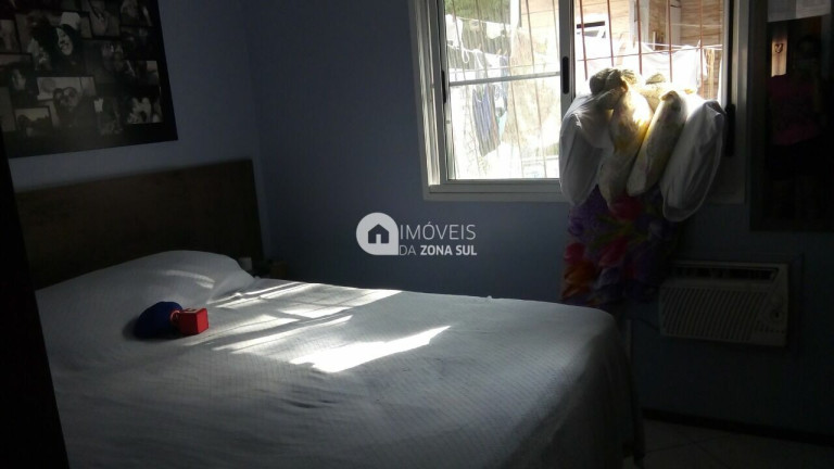 Imagem Casa com 2 Quartos à Venda, 60 m²