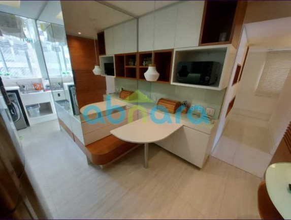Imagem Apartamento com 3 Quartos à Venda, 112 m² em Lagoa - Rio De Janeiro Imagem Apartamento com 3 Quartos à Venda, 112 m² em Lagoa - Rio De Janeiro