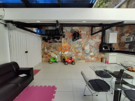 Imagem Apartamento com 2 Quartos à Venda, 115 m²