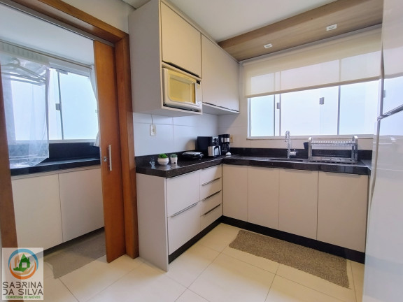 Imagem Apartamento com 3 Quartos à Venda, 89 m² em Itacolomi - Balneário Piçarras Imagem Apartamento com 3 Quartos à Venda, 89 m² em Itacolomi - Balneário Piçarras