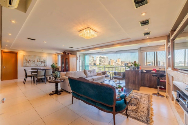 Imagem Apartamento com 3 Quartos à Venda, 146 m² em Jardim Europa - Porto Alegre Imagem Apartamento com 3 Quartos à Venda, 146 m² em Jardim Europa - Porto Alegre