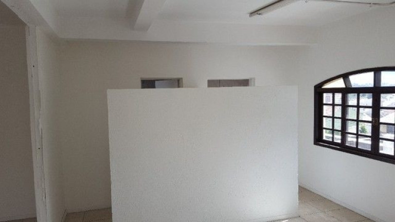 Imagem Casa com 2 Quartos à Venda, 440 m² em Bairro Alto - Curitiba