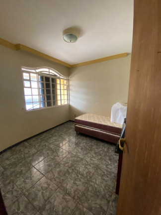 Imagem Casa com 3 Quartos à Venda, 280 m² em Guará I - Brasília Imagem Casa com 3 Quartos à Venda, 280 m² em Guará I - Brasília