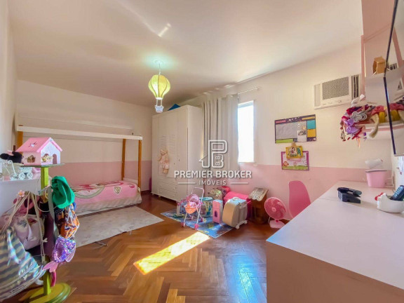 Imagem Casa com 4 Quartos à Venda, 122 m² em Araras - Teresópolis