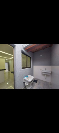 Imagem Casa com 2 Quartos à Venda, 49 m² em Maracanã - Praia Grande Imagem Casa com 2 Quartos à Venda, 49 m² em Maracanã - Praia Grande