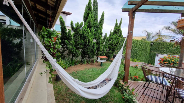 Imagem Casa com 1 Quarto à Venda, 260 m² em Cocal - Vila Velha