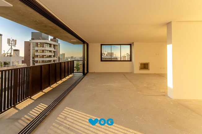Imagem Imóvel com 3 Quartos à Venda, 184 m² em Rio Branco - Porto Alegre Imagem Imóvel com 3 Quartos à Venda, 184 m² em Rio Branco - Porto Alegre